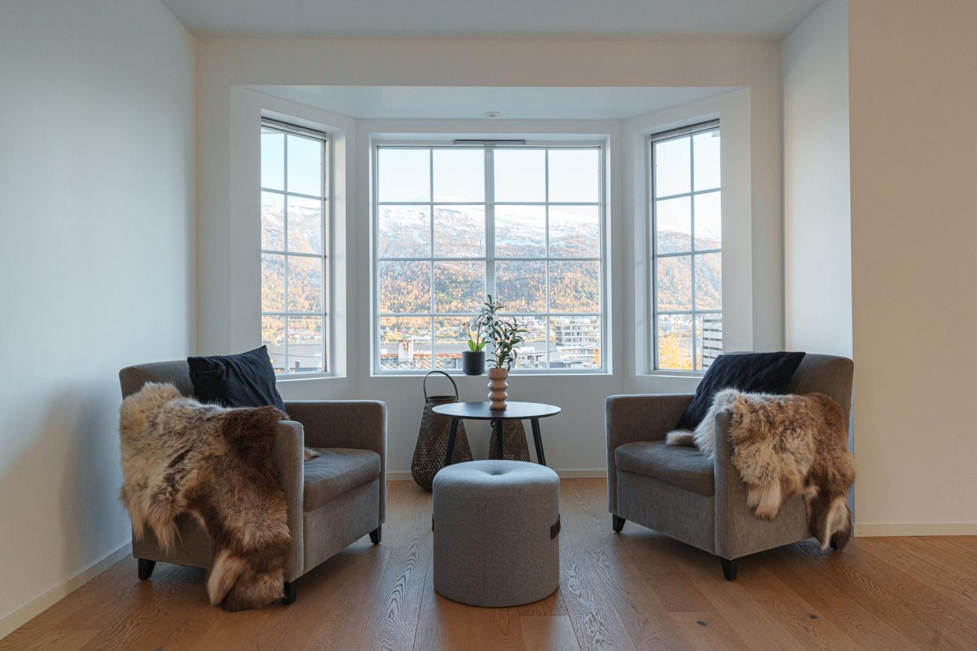 Appartement Modern House With Great View! à Tromsø Extérieur photo