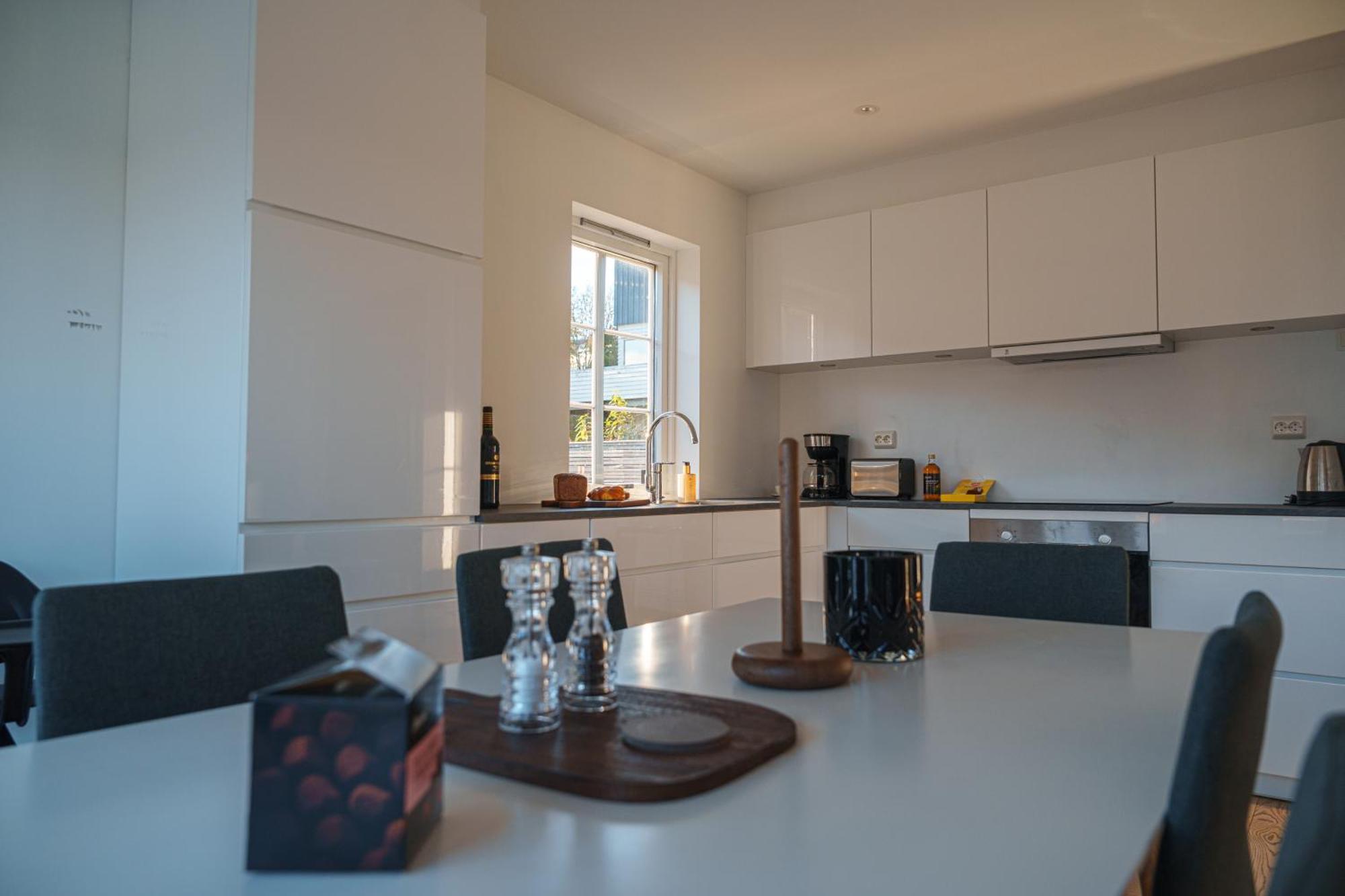 Appartement Modern House With Great View! à Tromsø Extérieur photo
